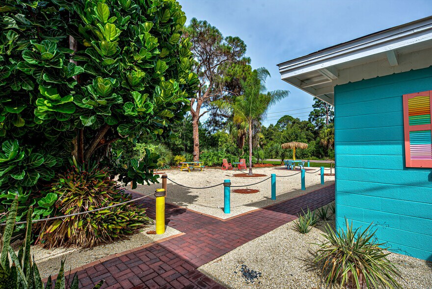 More Photos Of 1900 Manasota Beach Rd, Englewood Apartments For Sale