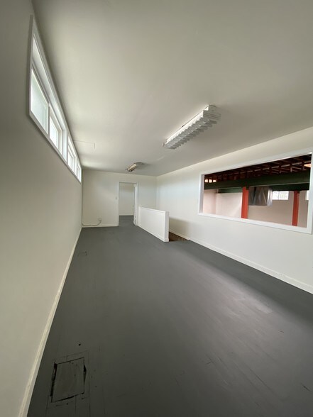 More Photos Of 3730-3740 S El Camino Real, San Mateo Storefront Retail Office For Lease