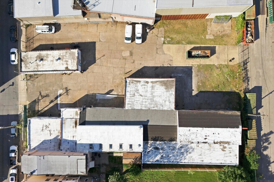 More Photos Of 4821 Garden St, Philadelphia Industrial For Sale