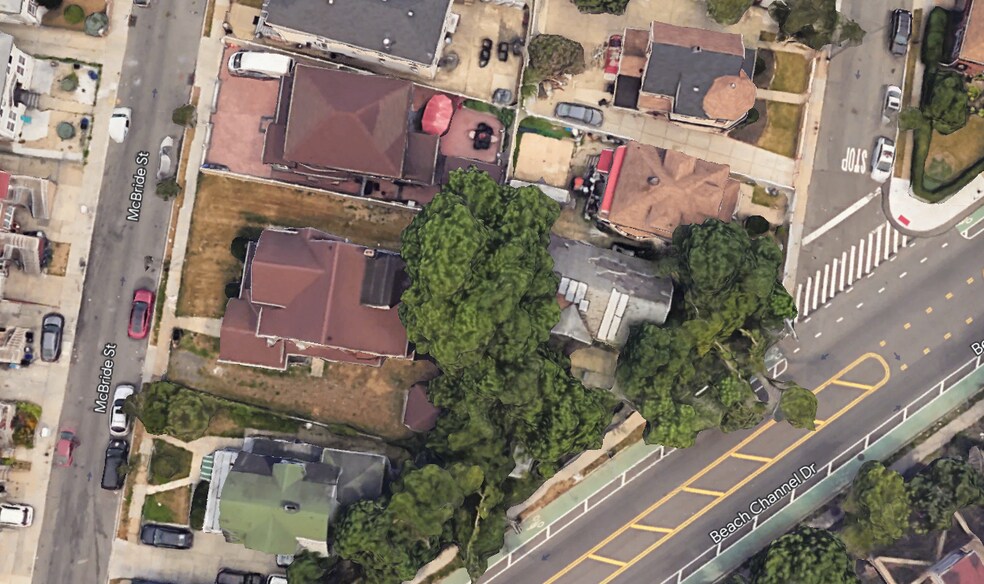 More Photos Of 1040 McBride St, Far Rockaway Apartments For Sale