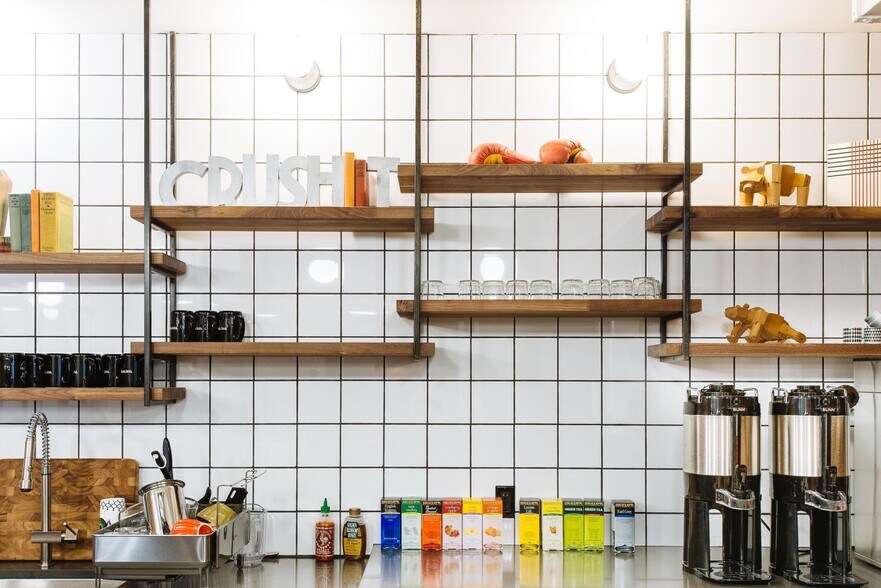 More Photos Of 33 Irving Pl, New York Coworking Space