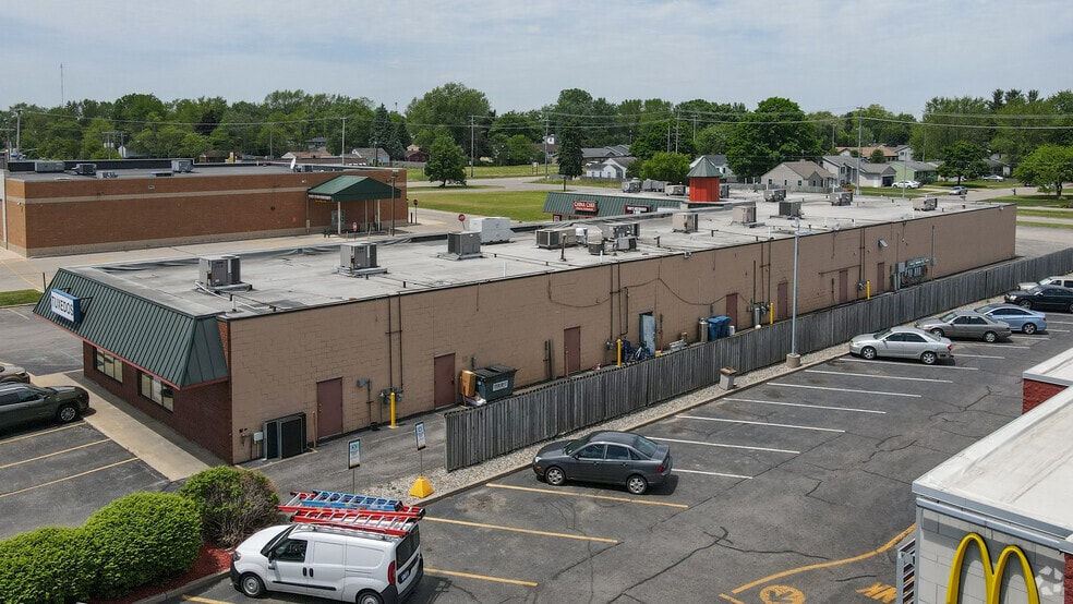 More Photos Of 4335 Lake Michigan Dr NW, Grand Rapids Unknown For Lease