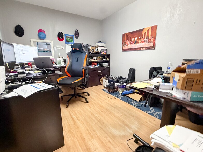 More Photos Of 126 Fern St, Santa Cruz Service For Sale