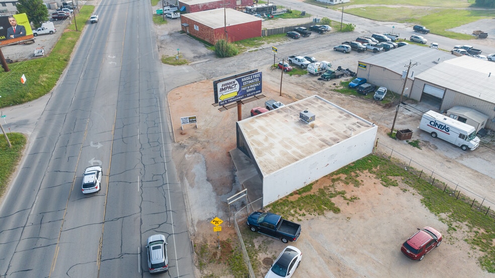 More Photos Of 509 S Treadaway Blvd, Abilene Flex For Sale