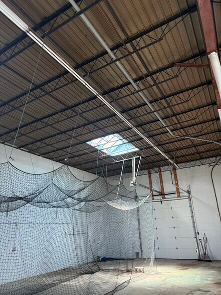 More Photos Of 123 Maple St, Warsaw Light Distribution For Sale