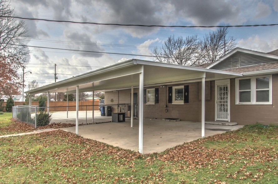 More Photos Of 6510 E 24th St, Tulsa Office For Sale