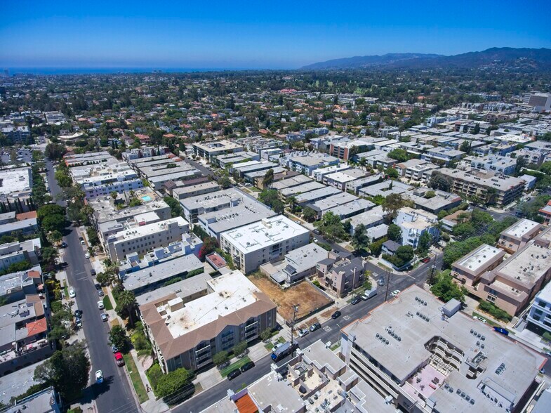 More Photos Of 1121 S Westgate Ave, Los Angeles Land For Sale