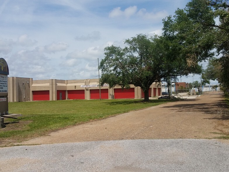 4100 Michoud Blvd, New Orleans, LA 70129 Industrial For Lease