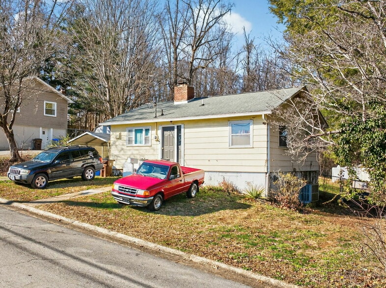 More Photos Of , Oak Ridge Unknown For Sale