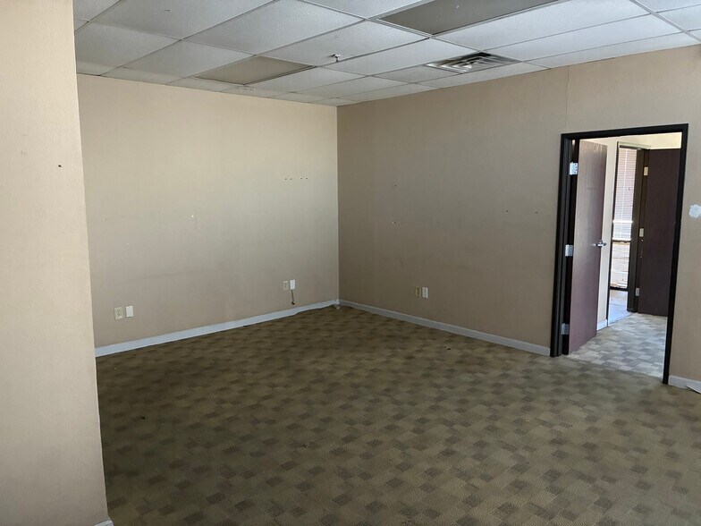 More Photos Of 2479 Station Dr, Stockton Warehouse For Lease