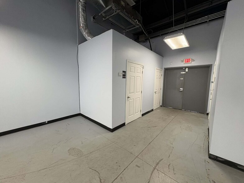 More Photos Of 4155 Lee St, Buford Unknown For Lease