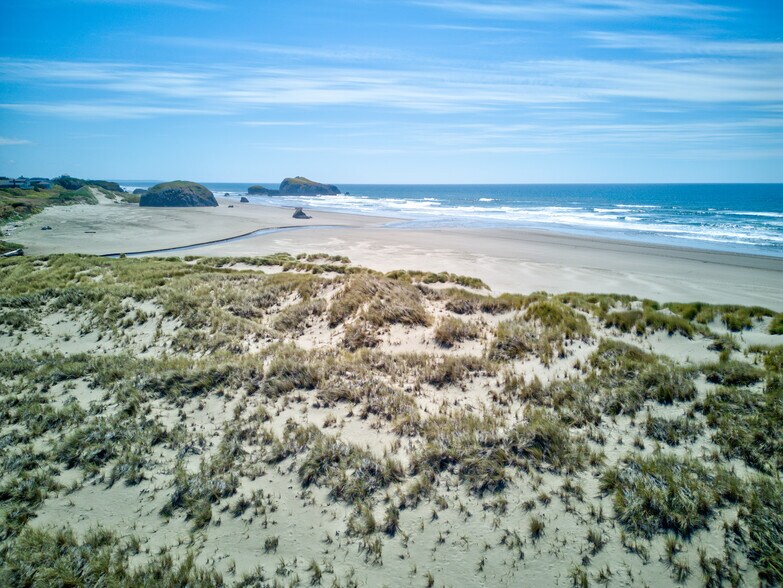More Photos Of 3446 Beach Loop Dr SW, Bandon Land For Sale