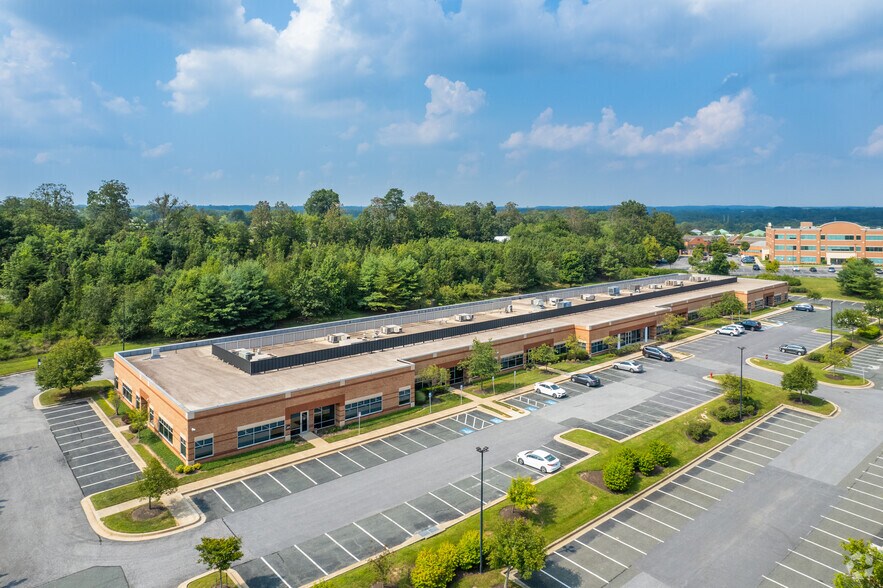 More Photos Of 8094 Sandpiper Cir, Baltimore Office For Lease