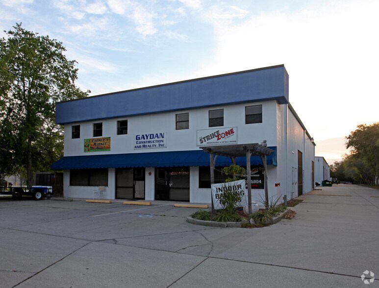 Primary Photo Of 3390 N Courtenay Pky, Merritt Island Warehouse For Lease