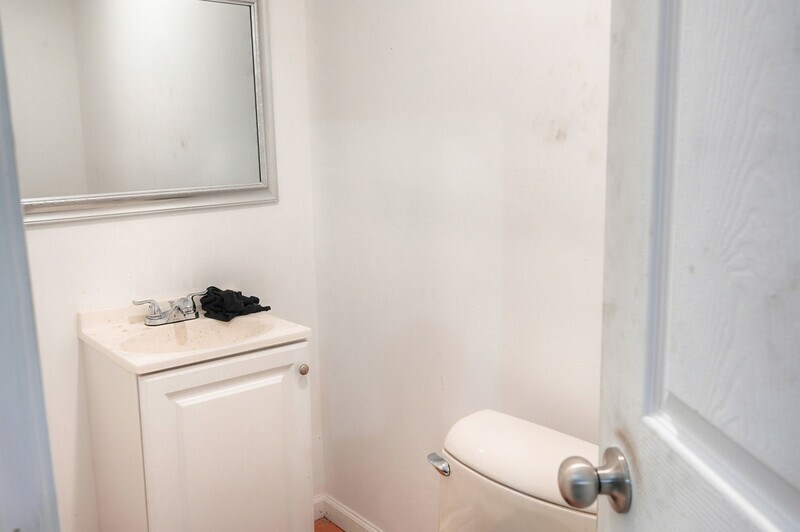 More Photos Of 28908 Richard Kaye Ln, Pinehurst Warehouse For Lease