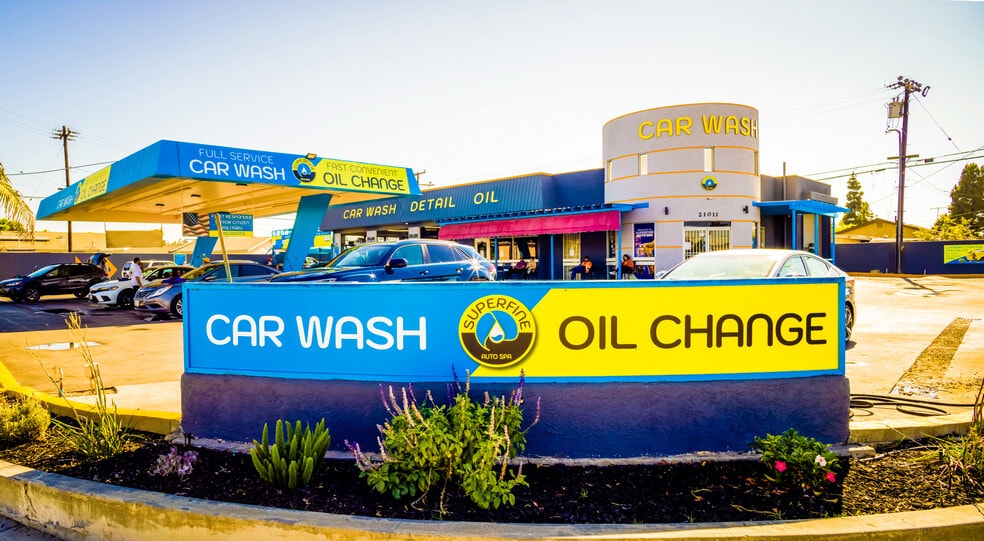 More Photos Of 21011 Pioneer Blvd, Lakewood Carwash For Sale