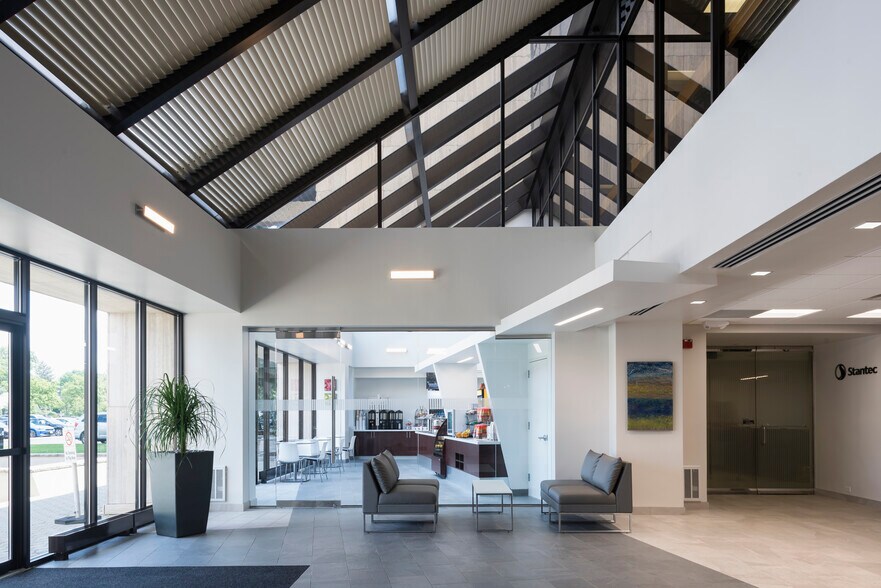 More Photos Of 365 W Passaic St, Rochelle Park Office For Lease