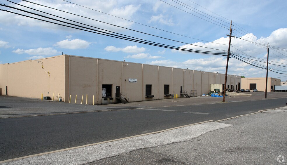 More Photos Of 9250 Commerce Hwy, Pennsauken Warehouse For Lease