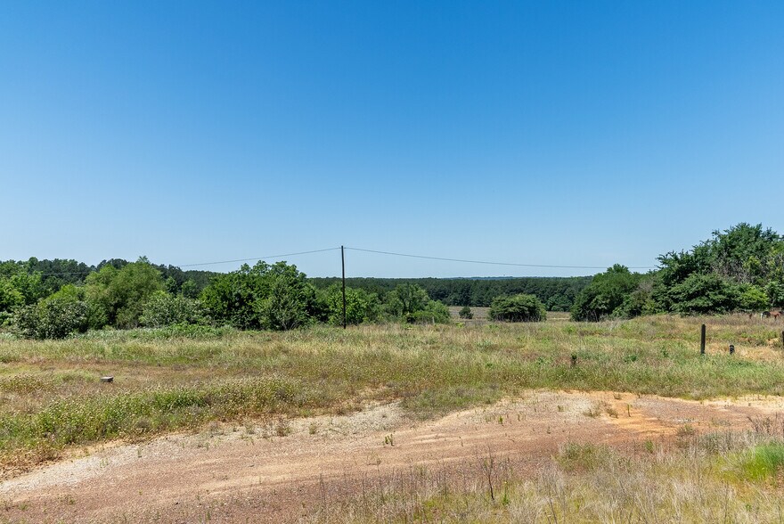 More Photos Of 17905 US Highway 69 N, Lindale Refrigeration Cold Storage For Sale