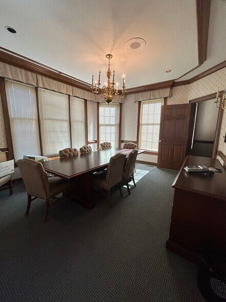 More Photos Of 300 Cedar Lakes Dr, Chesapeake Office For Sale