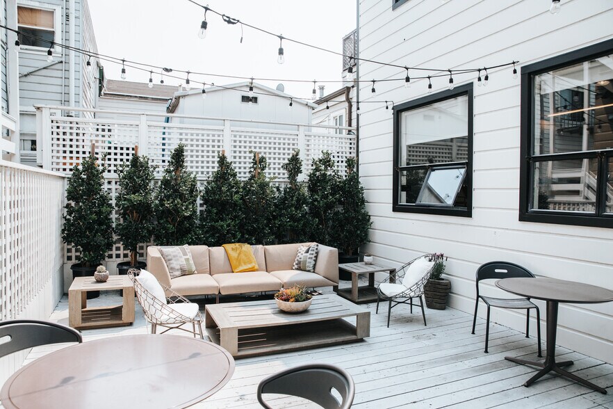 More Photos Of 2181 Greenwich St, San Francisco Office For Sale