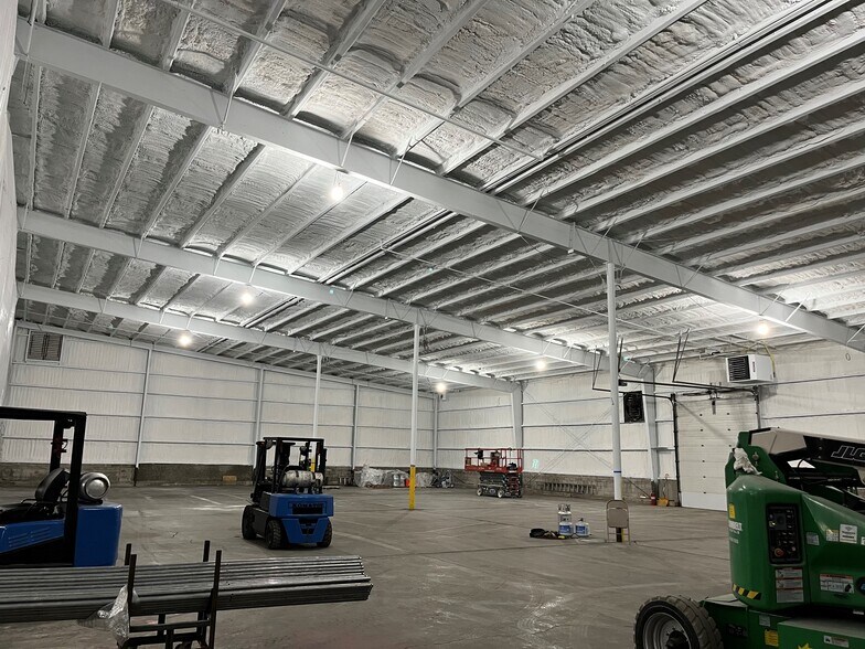 More Photos Of 170 Aprill Dr, Ann Arbor Warehouse For Lease