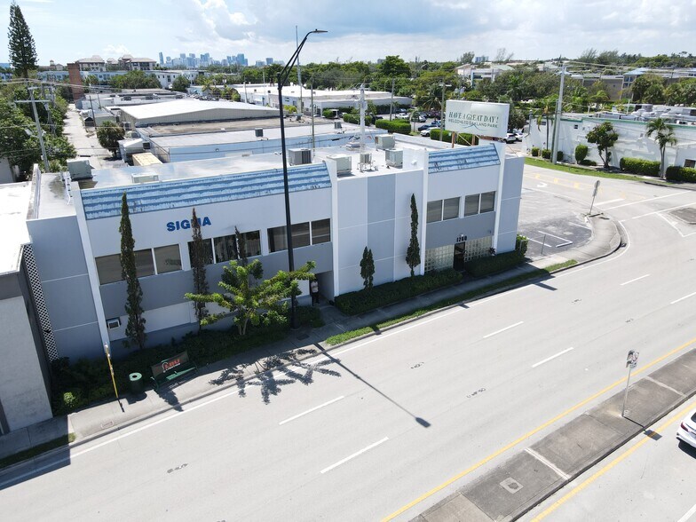 More Photos Of 1260 E Oakland Park Blvd, Oakland Park Office For Sale