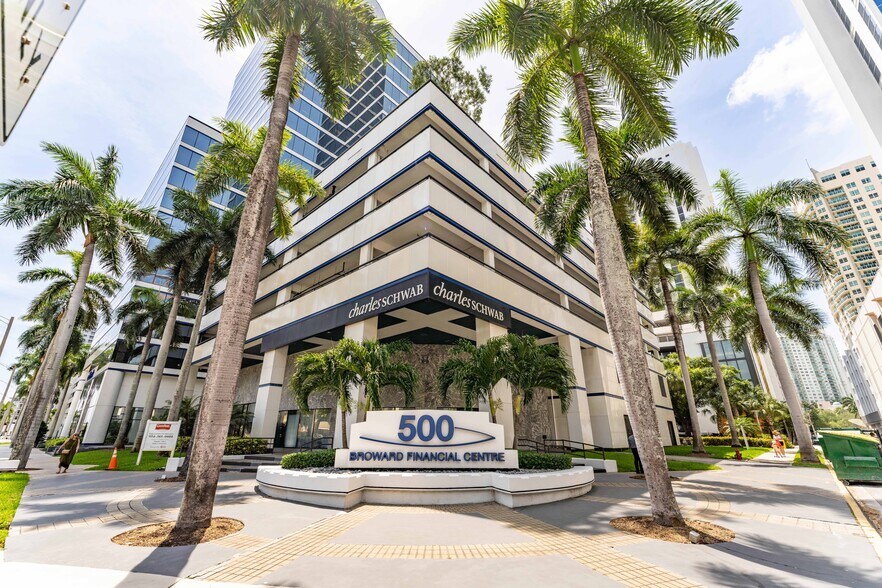 More Photos Of 500 E Broward Blvd, Fort Lauderdale Office For Lease
