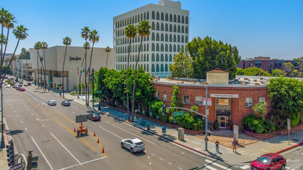 More Photos Of 9730-9732 Wilshire Blvd, Beverly Hills Medical For Lease