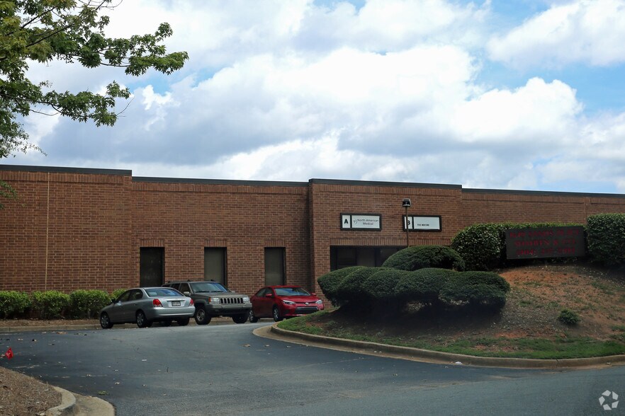 More Photos Of 1649 Sands Pl SE, Marietta Warehouse For Lease