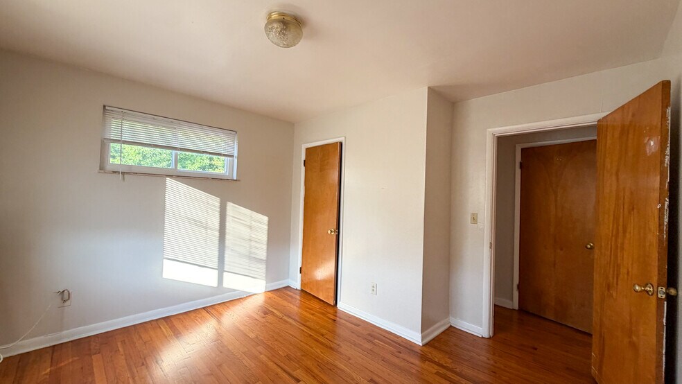 More Photos Of 2894-2898 Harrison Ave, Cincinnati Apartments For Sale
