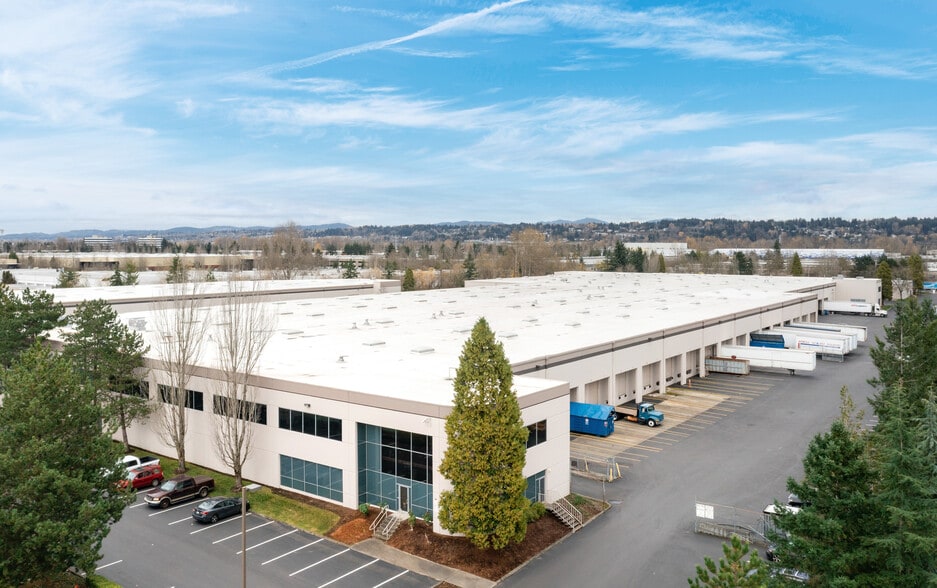 More Photos Of 21901 67th Ave S, Kent Distribution For Lease
