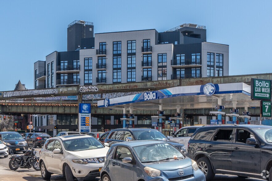 More Photos Of 666-668 Bushwick Ave, Brooklyn Apartments For Lease