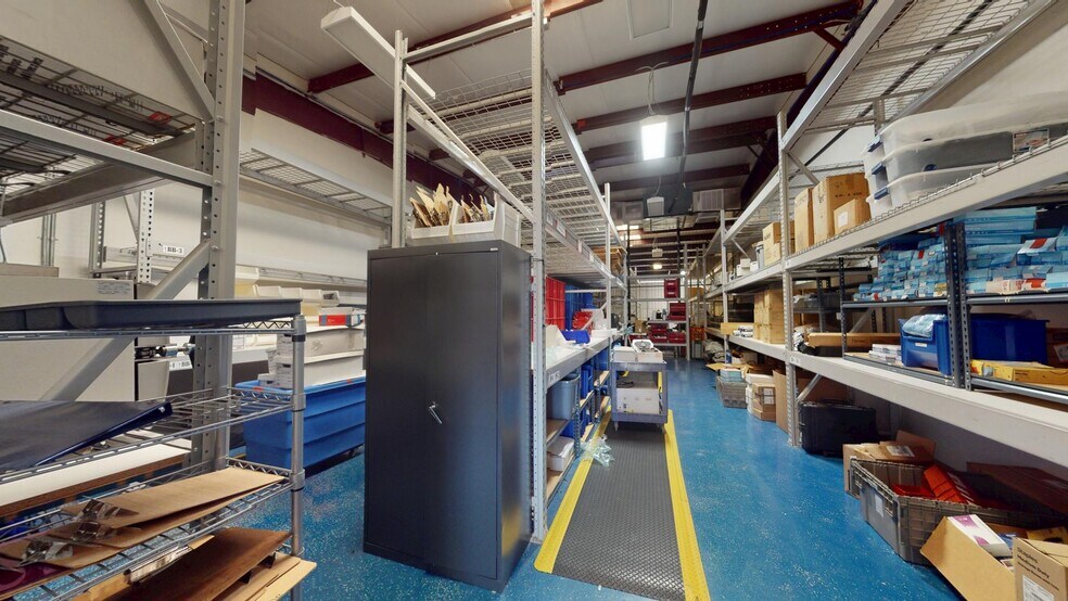 More Photos Of 2001 Windy Ter, Cedar Park Light Distribution For Sale