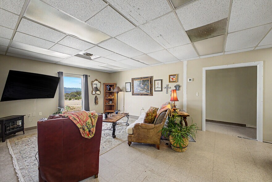More Photos Of 407 E Main St, San Manuel Warehouse For Sale
