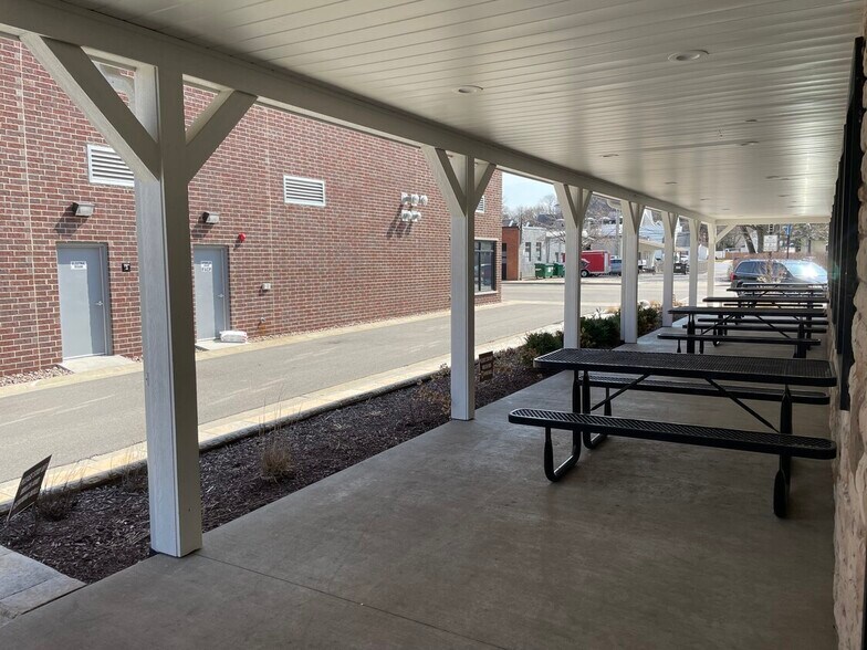 More Photos Of 121 Main St, Oswego Restaurant For Lease