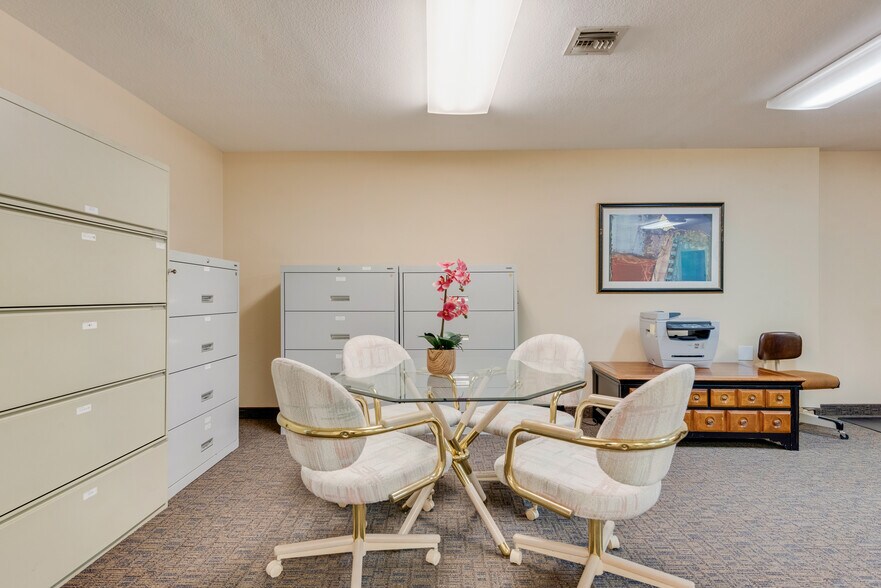 More Photos Of 901 Waterfall Way, Richardson Office For Lease