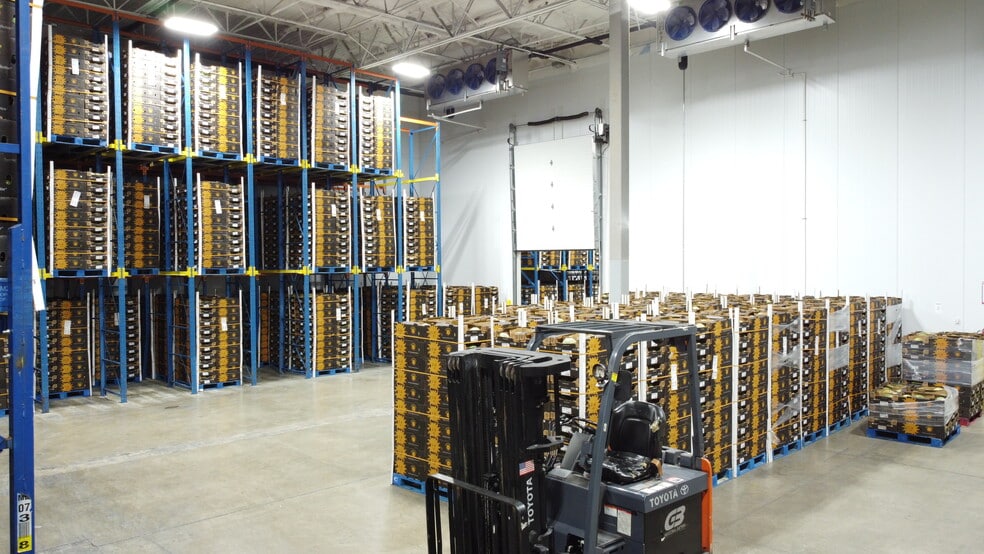 More Photos Of 4401-4409 Wanda Ave, McAllen Refrigeration Cold Storage For Lease