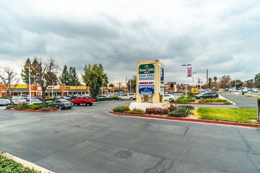 More Photos Of 710-870 E Foothill Blvd, Upland Unknown For Lease