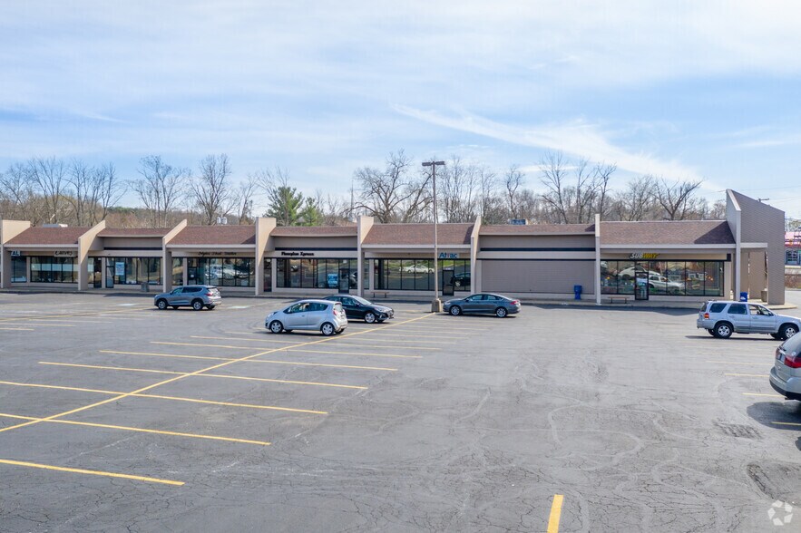 More Photos Of 2383 S Main St, Akron General Retail For Sale