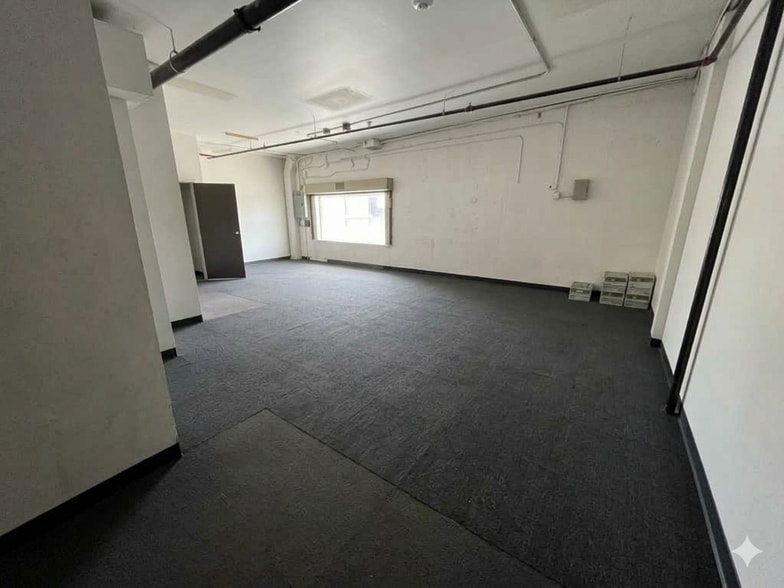More Photos Of 7410 N Division St, Spokane Freestanding For Sale