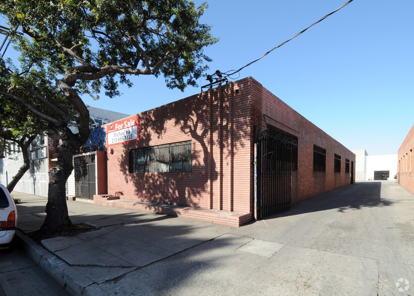 More Photos Of 3019 S Grand Ave, Los Angeles Warehouse For Lease