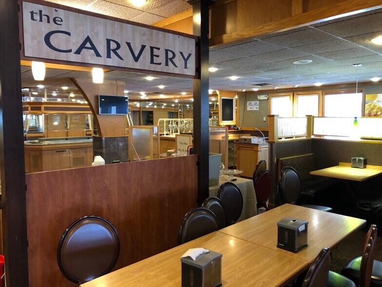 More Photos Of 2613 E Clairemont Ave, Eau Claire Restaurant For Lease