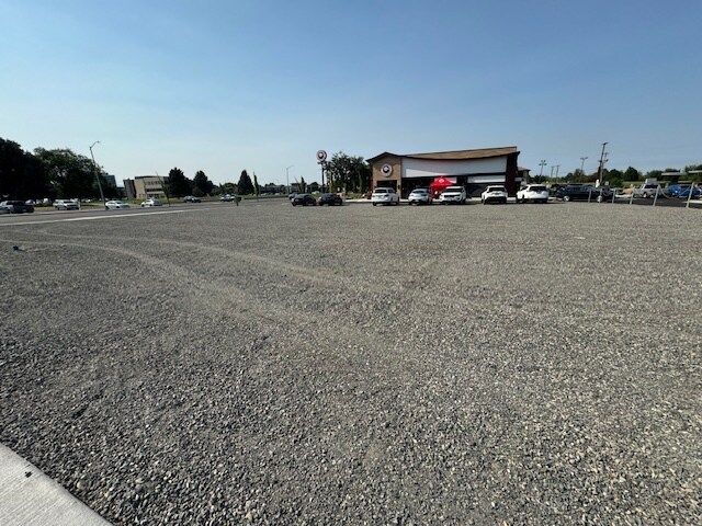 More Photos Of 924 George Washington Way, Richland Land For Lease