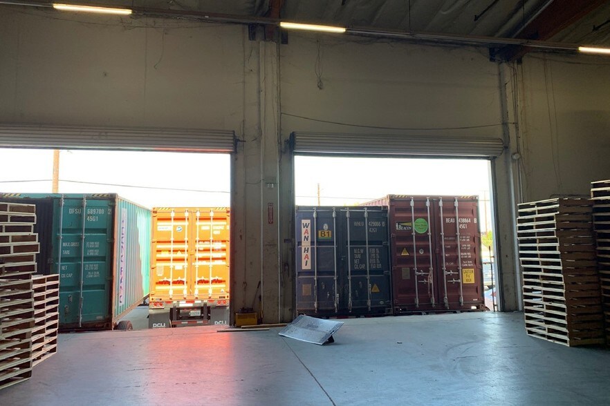 More Photos Of 2610-2660 E 37th St, Vernon Warehouse For Lease