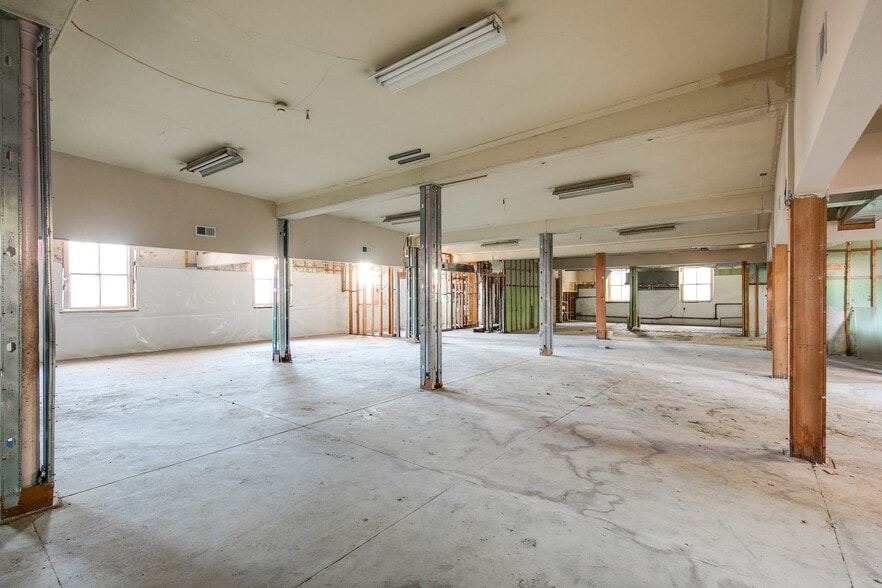 More Photos Of 2600 E Marshall St, Richmond Religious Facility For Sale