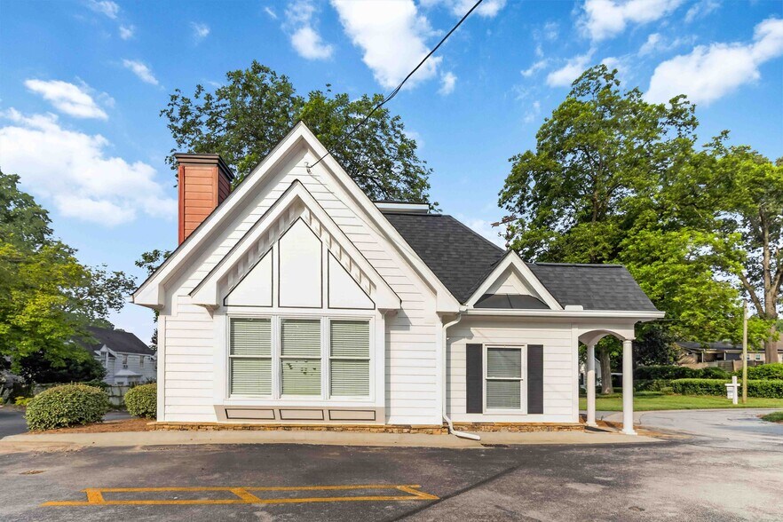 More Photos Of 517 Green St, Gainesville Office For Lease