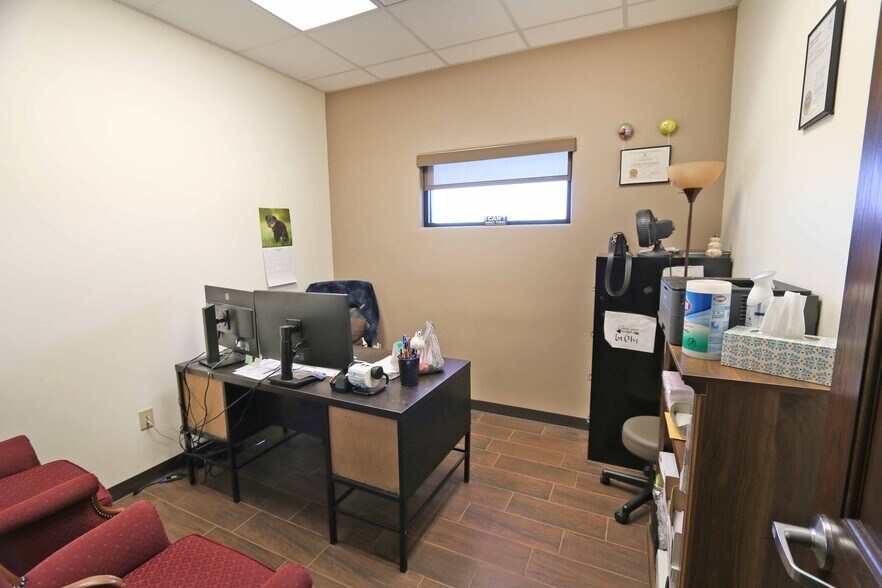 More Photos Of 2851 S Avenue B, Yuma Medical For Sale