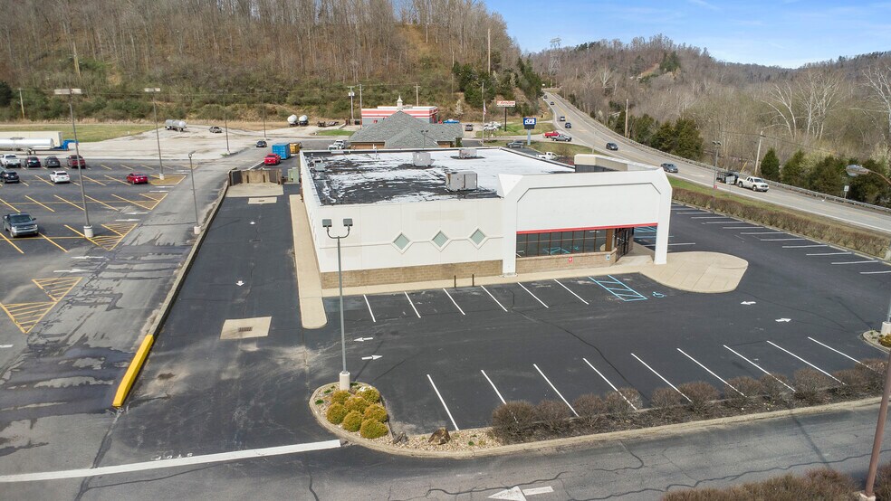 More Photos Of 60 Business US 23 N, Louisa Freestanding For Lease