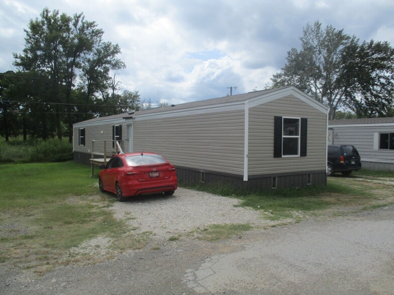 More Photos Of 814 S Kern Ave, Okmulgee Apartments For Sale
